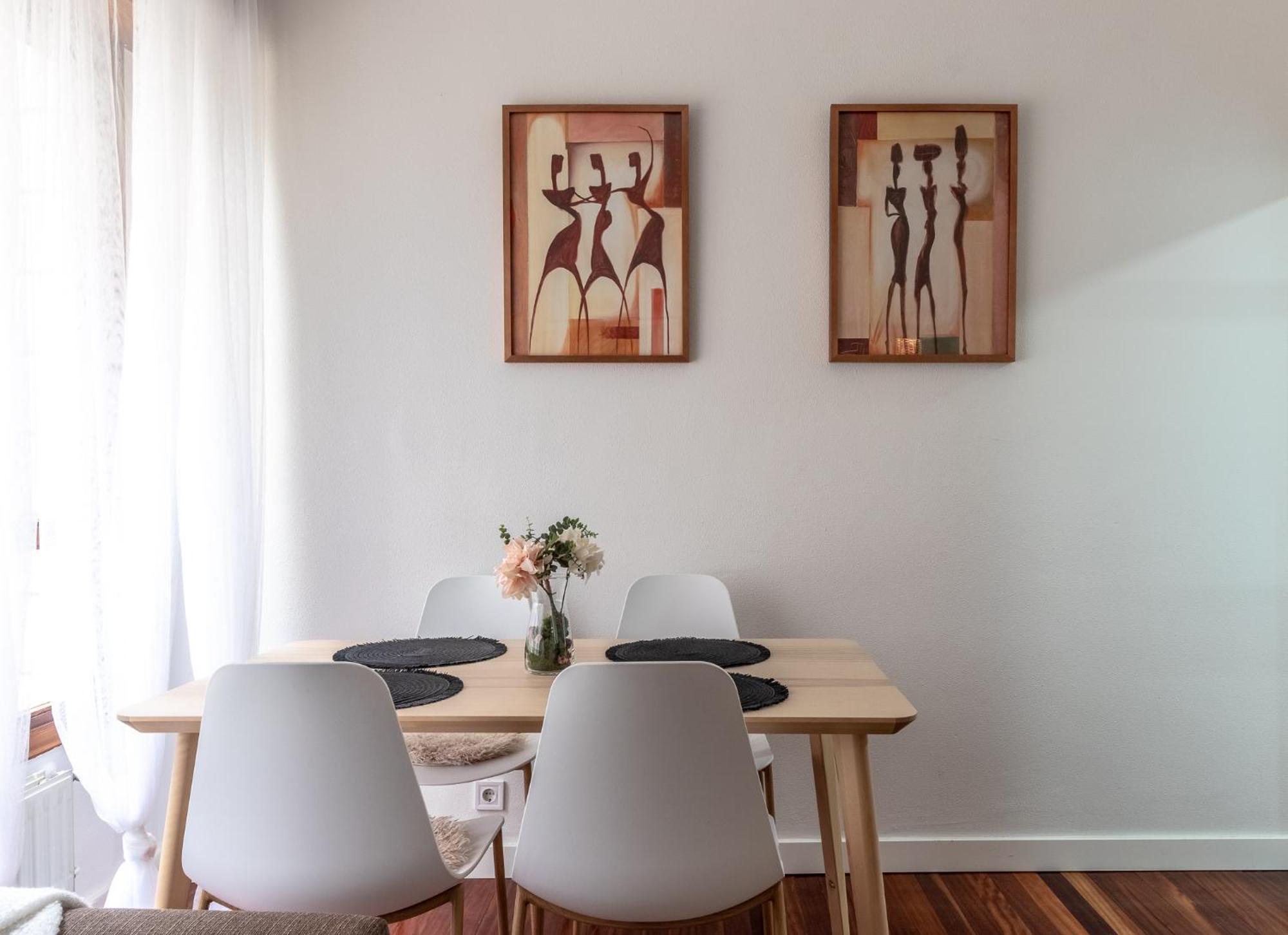 Lovely And Calm - Good Location In The Center Of Appartement *
