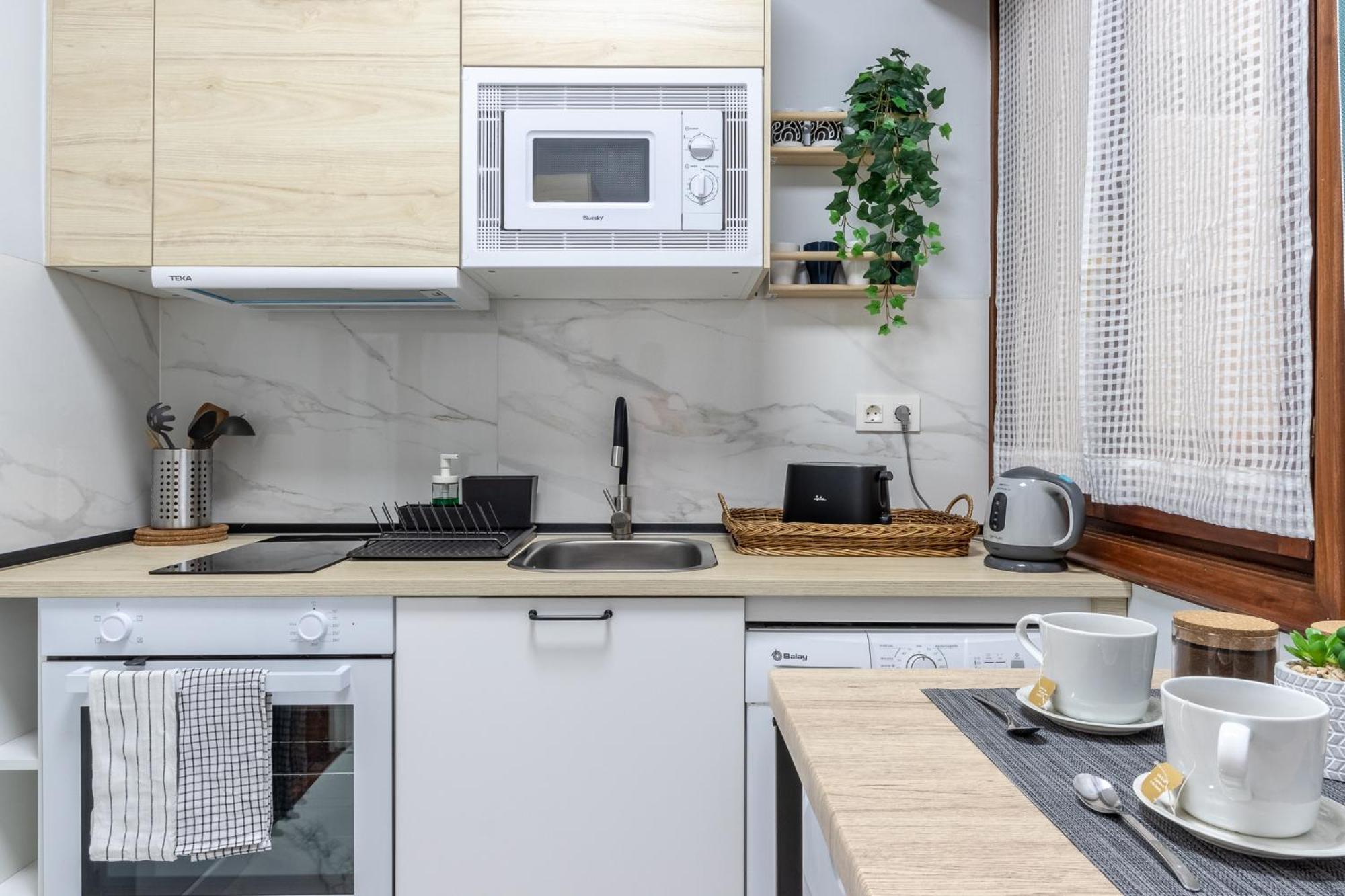Lovely And Calm - Good Location In The Center Of Appartement